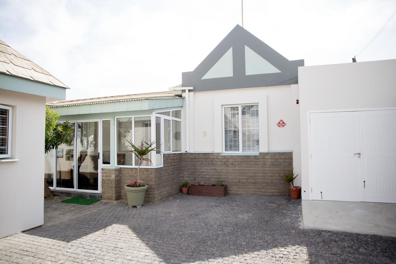 Mahdi Cottage Swakopmund Eksteriør bilde